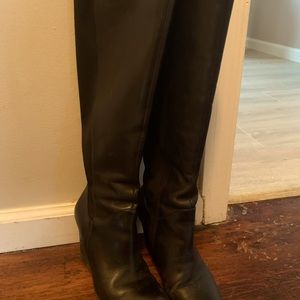 Nine West black leather wedge boots